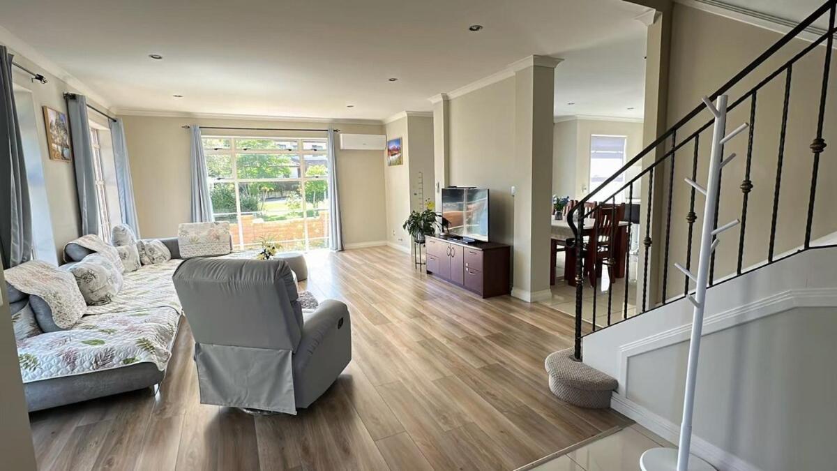 Stylish 5 Bedroom Auckland