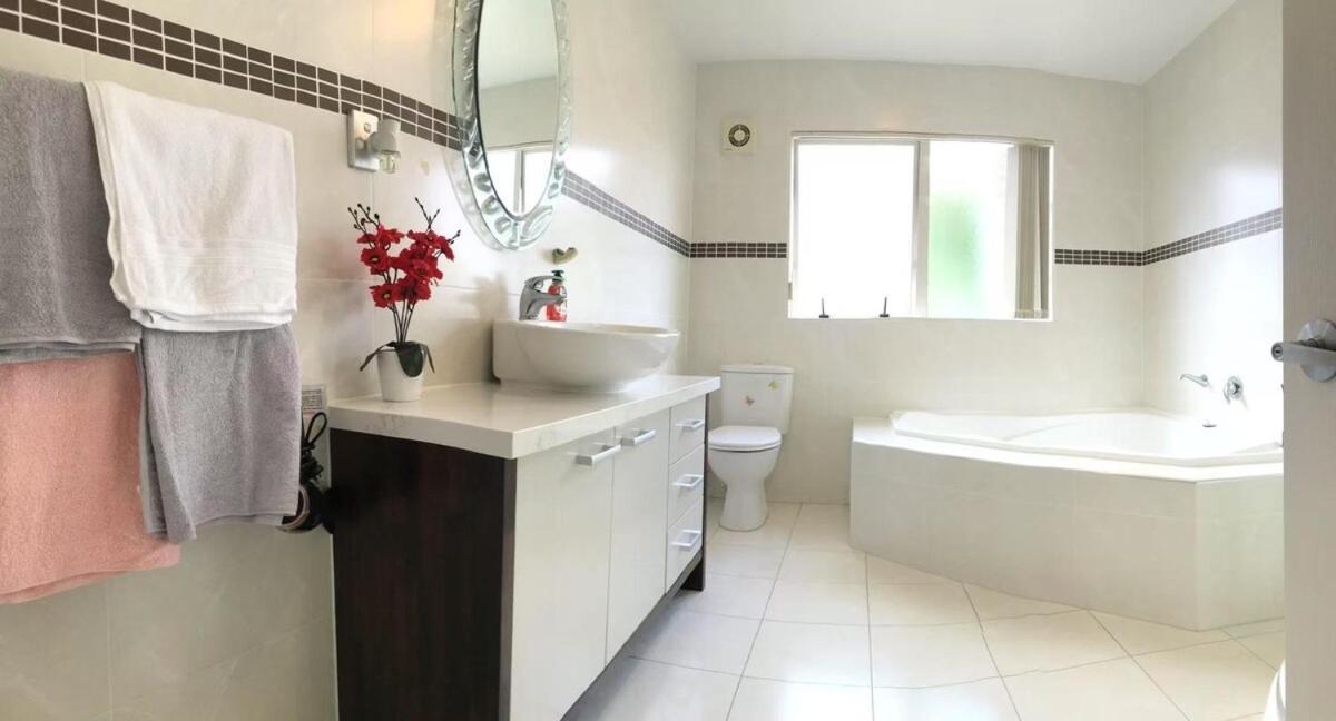 Villa Stylish 5 Bedroom Auckland
