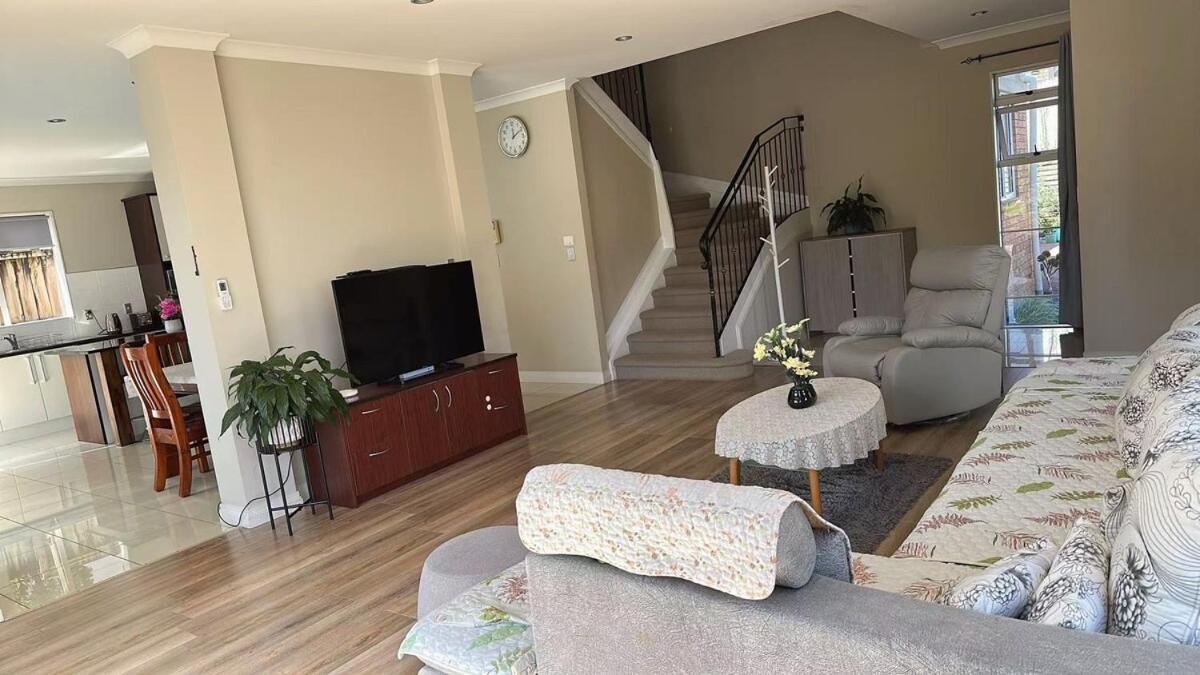 Stylish 5 Bedroom Auckland
